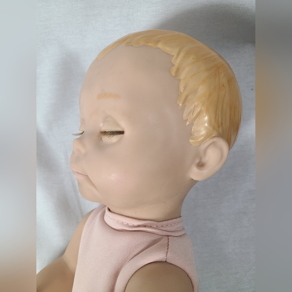 Spin Master Luvabella Newborn Interactive Toy Girl Doll Pink Realistic 14" Works - Picture 13 of 15